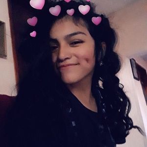 Meet your Posher, Adilene